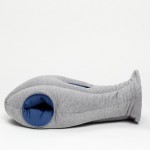 Ostrich Pillow : oreiller mobile pour faire la sieste partout par Kawamura-Ganjavian 03