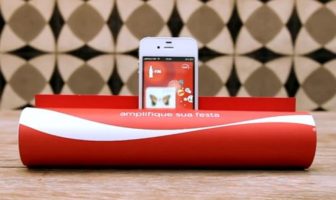 Coca-Cola FM transforme un magazine en amplificateur audio pour iPhone coca-cola-fm-transforme-magazine-amplificateur-audio-iphone