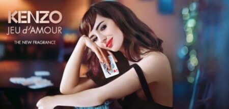 Louise Bourgoin joue au strip poker dans la pub Kenzo parfum Jeu d'amour