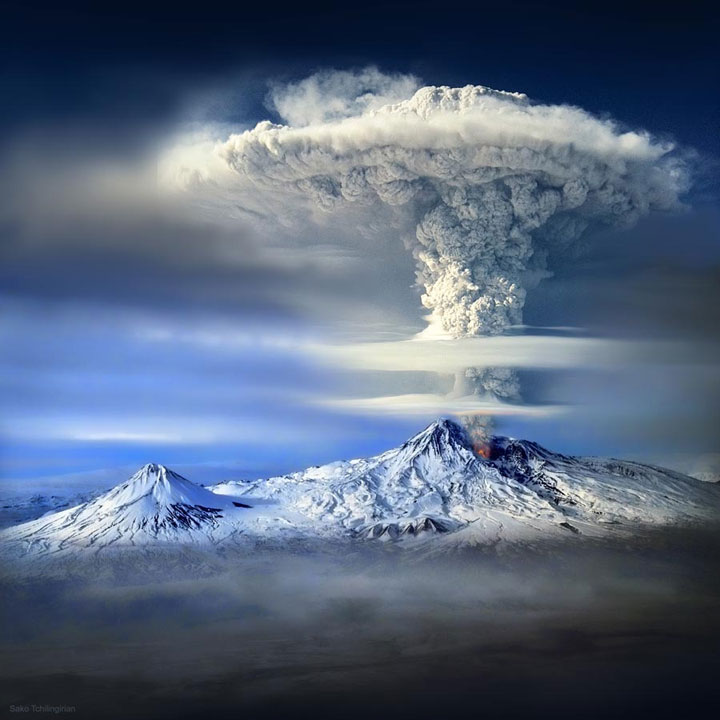 Volcan en éruption, Mont Ararat, Turquie