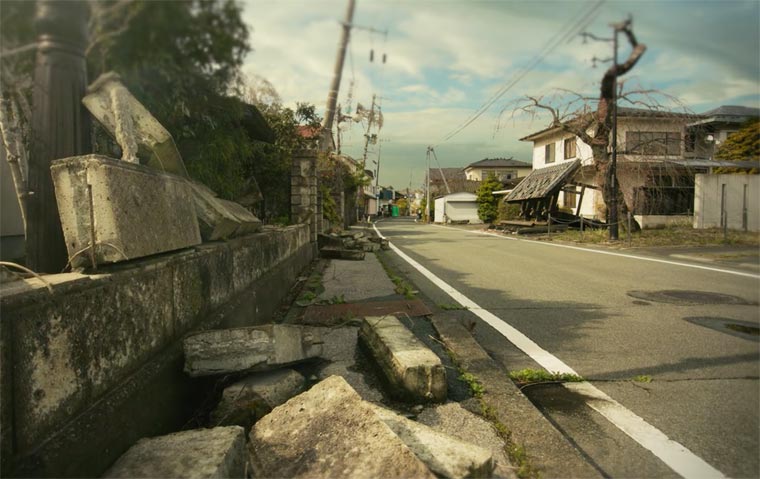 Fukushima Images de Rebecca-Lilith Bathory - vidéo animée par Chris Lavelle