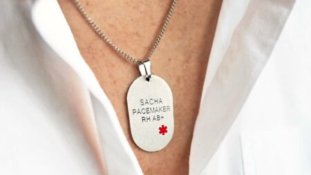 bijou d'identité médicale