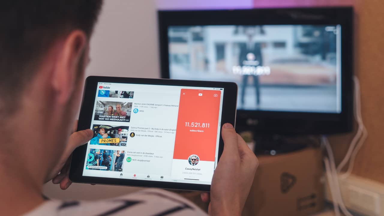 Comment transcrire une vidéo YouTube ? 3 solutions rapides