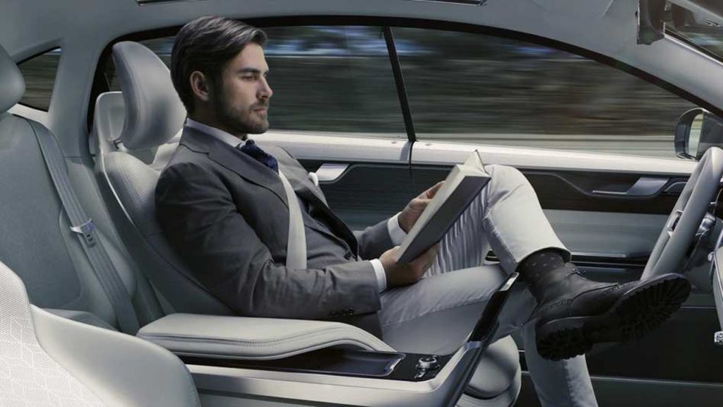 Véhicule autonome et électrique