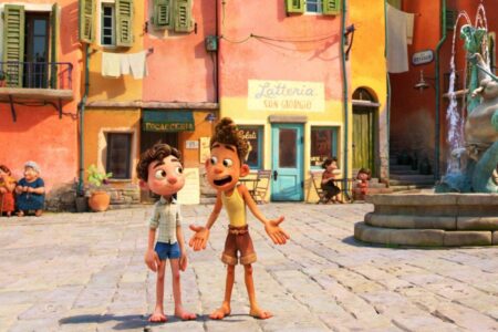 Sorti exclusivement sur Disney+ le 18 juin 2021, Luca est un magnifique film Pixar à avoir absolument cet été. Que ce soit pour vous ou pour vos enfants, cette production a toutes les raisons de plaire.