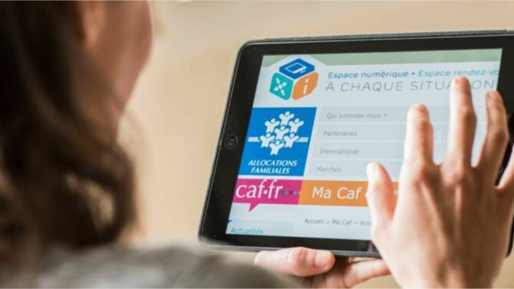 CAF et tablette en image