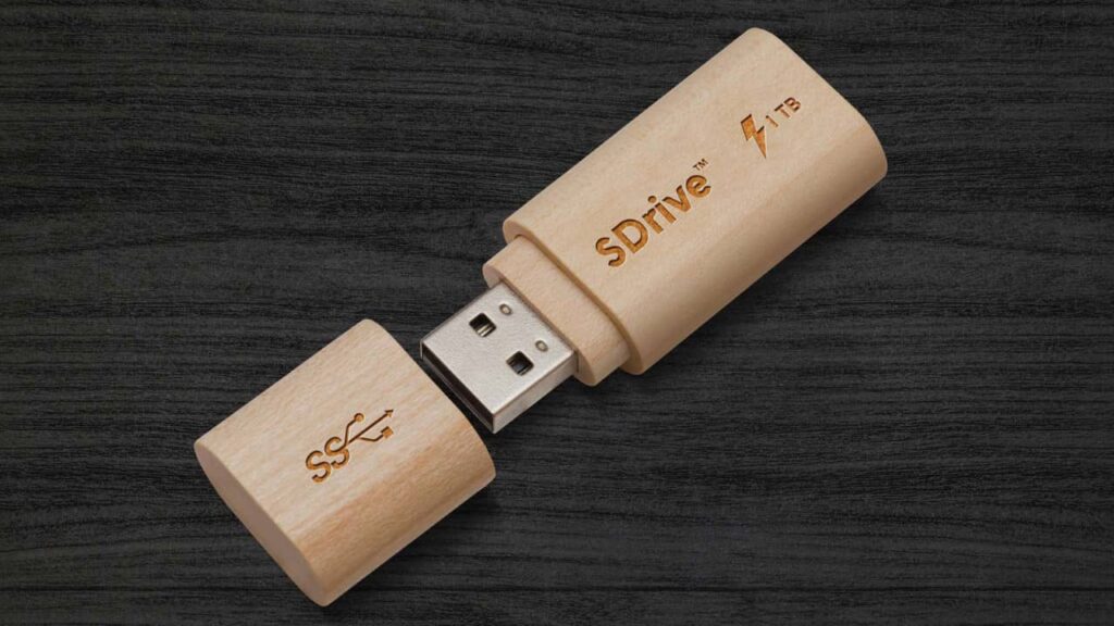 clé usb en bois