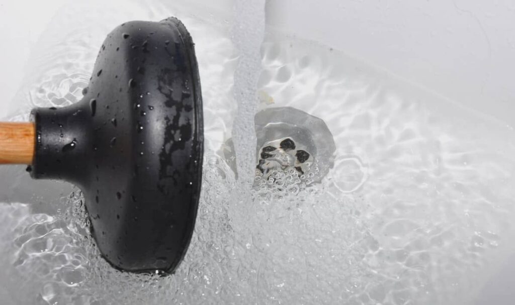 ventouse pour déboucher une canalisation