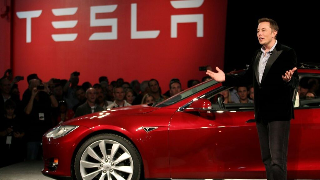 Tesla est l'objet d'une enquête mené par l'EEOC.