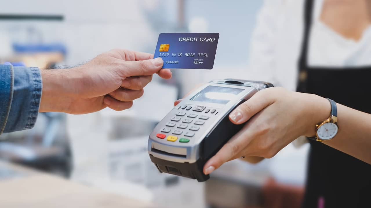 Comment avoir une carte bancaire rapidement