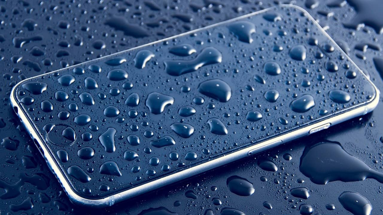 Mon téléphone tombe dans l'eau de mer que faire — free download