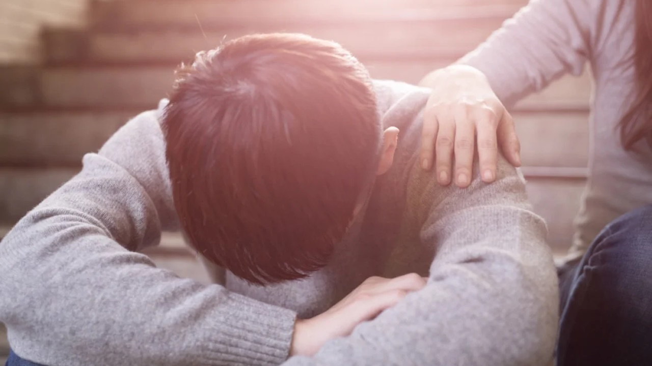 Quel est le comportement d’un homme amoureux qui a peur de vous aimer