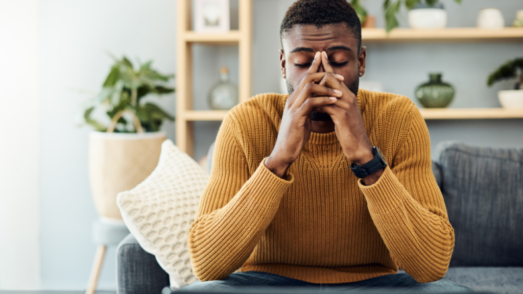 homme qui parvient à gérer ses émotions