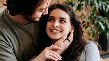 love bombing