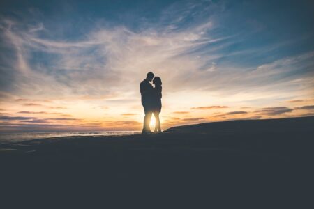 5 signes indicateurs qui prouvent que votre couple est solide Solidité du couple