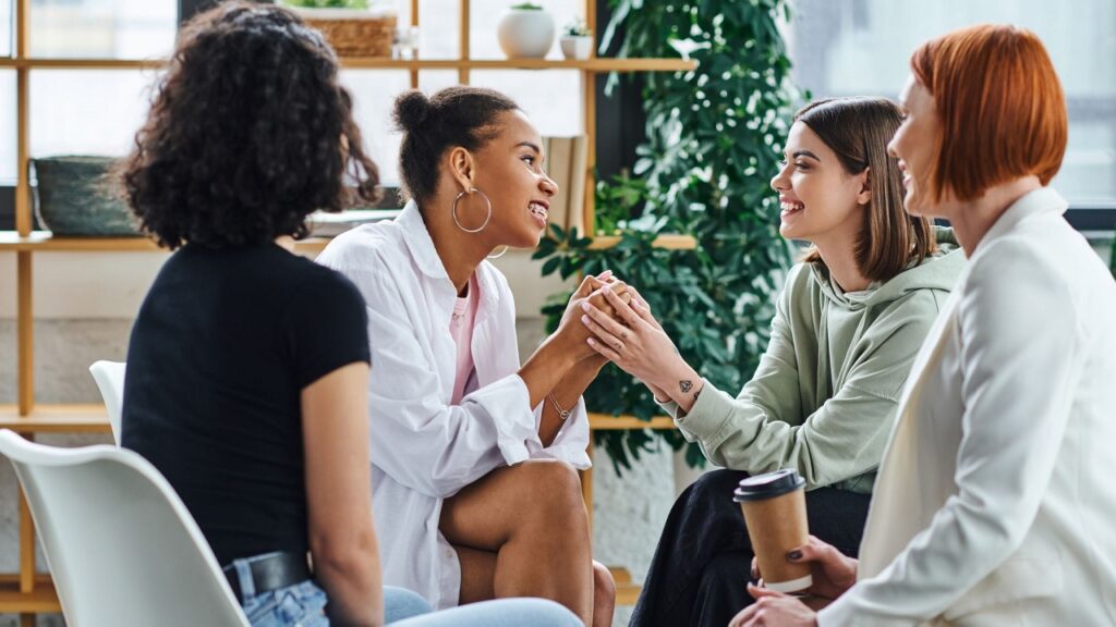 Selon une étude, divers groupes d'amis favorisent une meilleure cohésion sociale et un meilleur bien-être