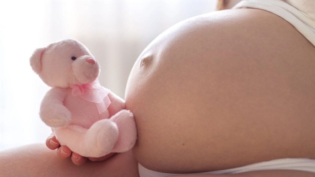 Les choses fascinantes que font les bébés dans le ventre