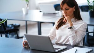 Mais au fait, où se trouve le presse-papier ?