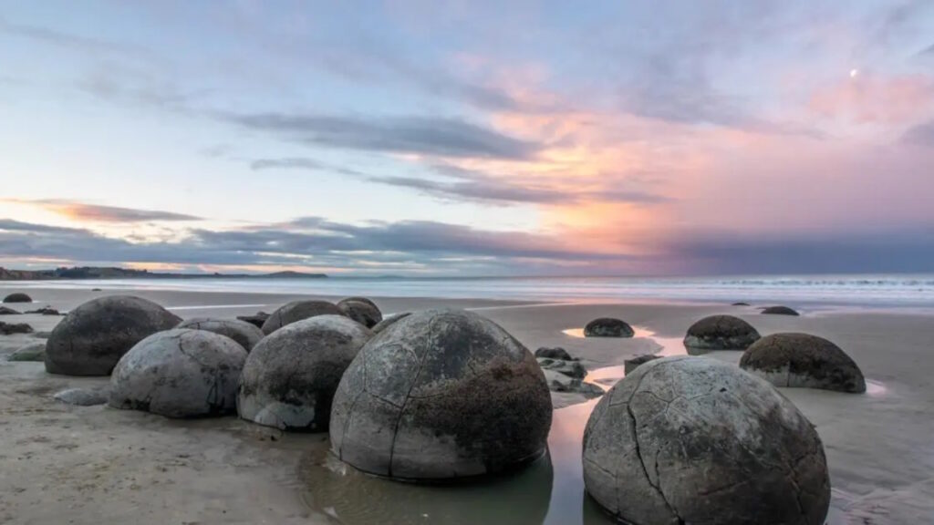 Les Moeraki Boulders (en Nouvelle-Zé