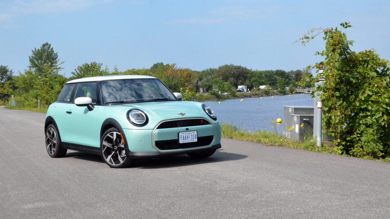 Musique de la pub Mini Cooper électrique 2025