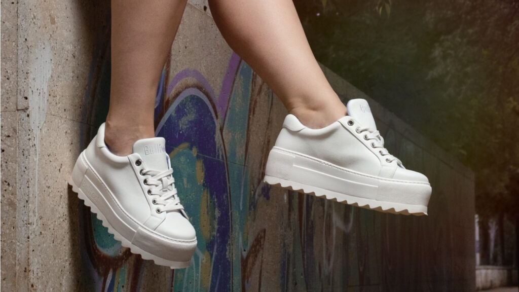 Les chaussures futuristes