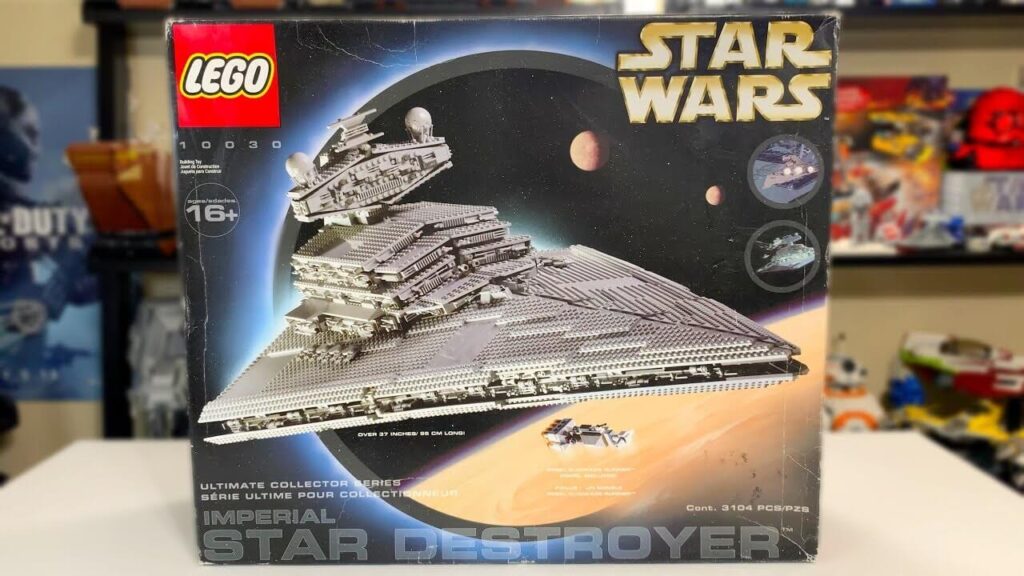LEGO Imperial Star Destroyer UCS (10030)
