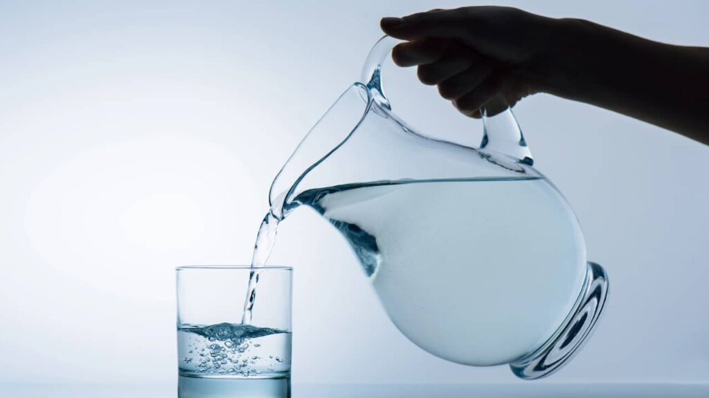 eau carafe