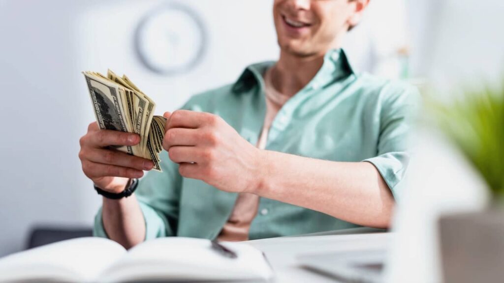 Pourquoi gagner de l’argent semble plus difficile qu’il ne l’est ?