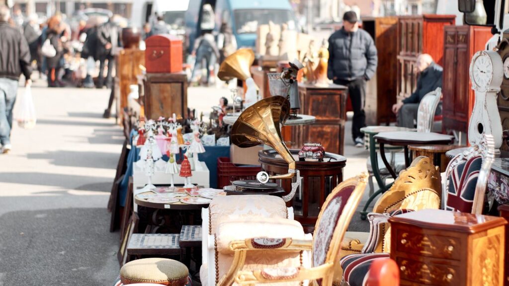 vide grenier proche