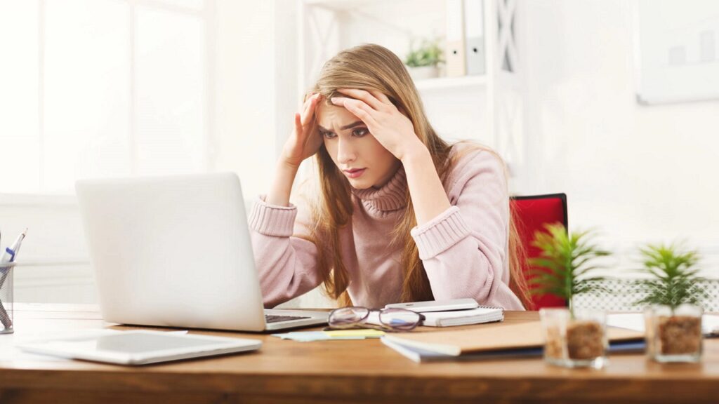 7 signes que vous êtes victime d’une arnaque en ligne
