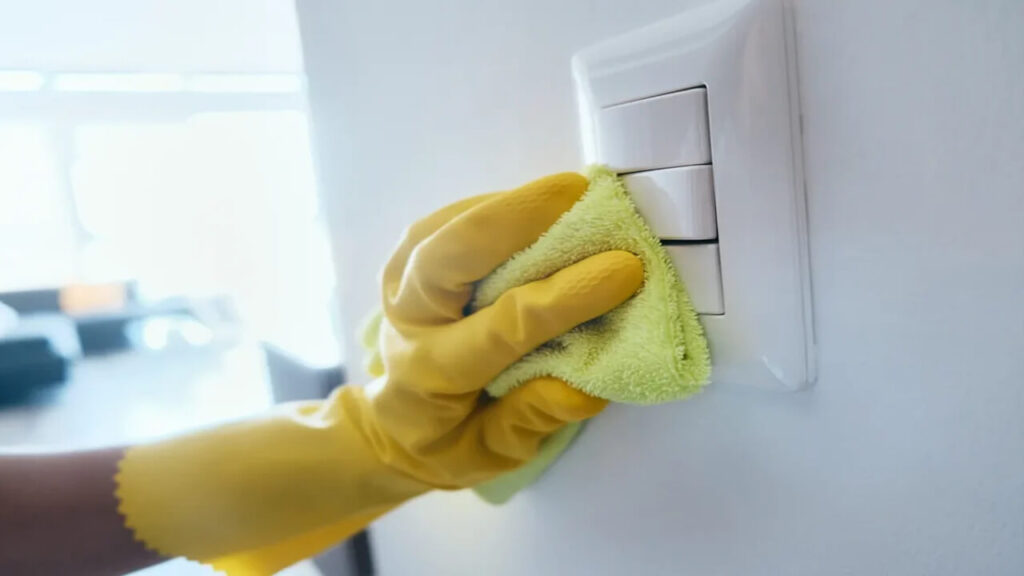Les interrupteurs, l'une des choses les plus sales à la maison