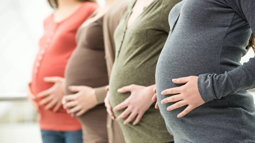 femmes enceintes baby bump