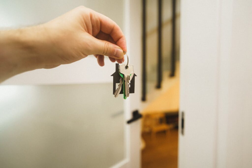 Il prête gratuitement sa maison à une amie, mais doit se battre en justice pour la reprendre