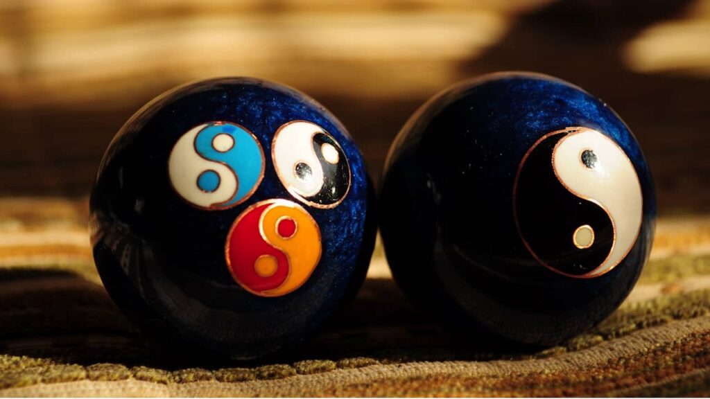 boules ying yang