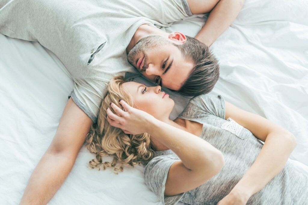 L’amour authentique commence par une présence intérieure