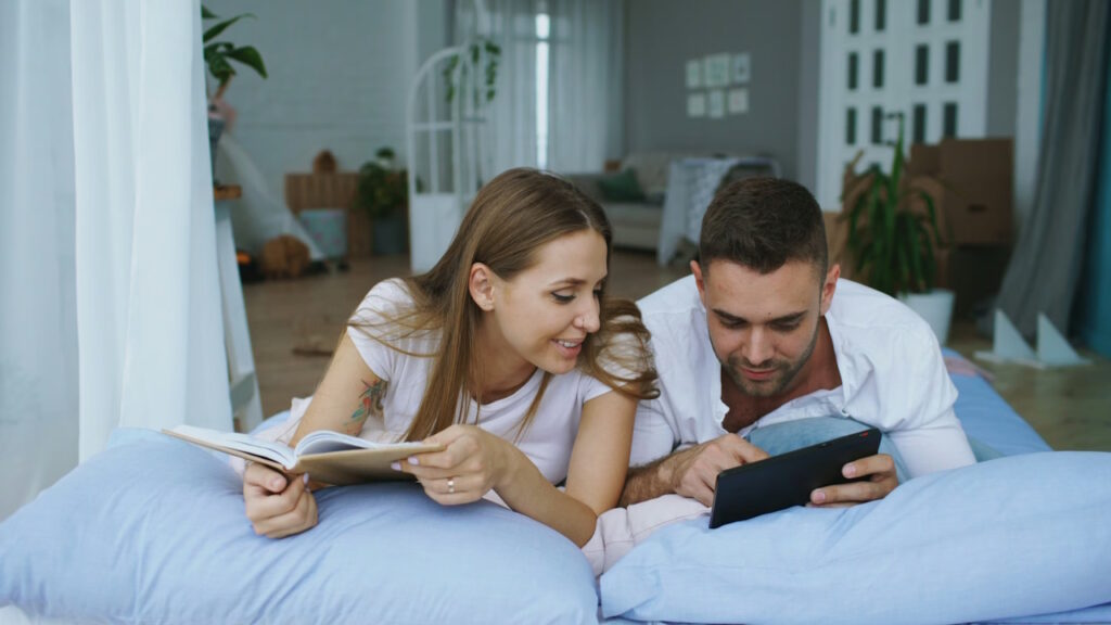 La lecture et les discussions enrichissantes