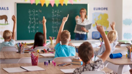 Ce que l’école n’enseigne pas mais que tout le monde attend Ce que l’école n’enseigne pas mais que tout le monde attend