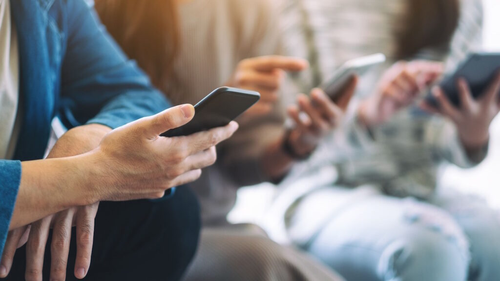 La solitude dans un monde hyperconnecté