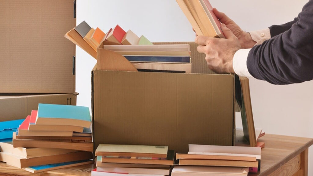 Les livres et magazines accumulés
