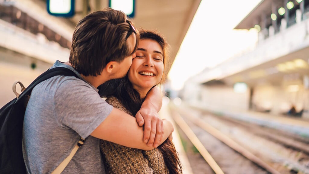 Pourquoi certains couples fonctionnent mieux en se voyant moins