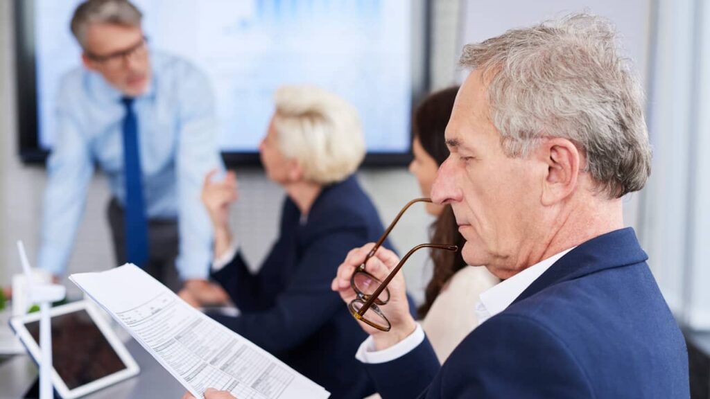 salarie contrat document