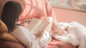 10 signes qui montrent que vous êtes une personne casanière