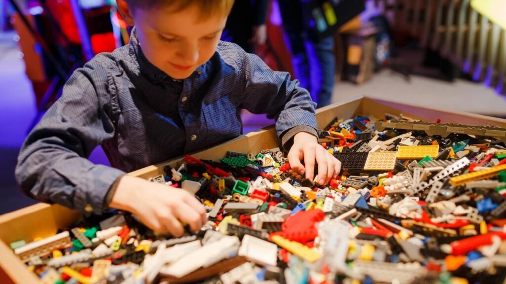 LEGO Sagrada Família  le plus grand set jamais créé attendu pour juillet 2026