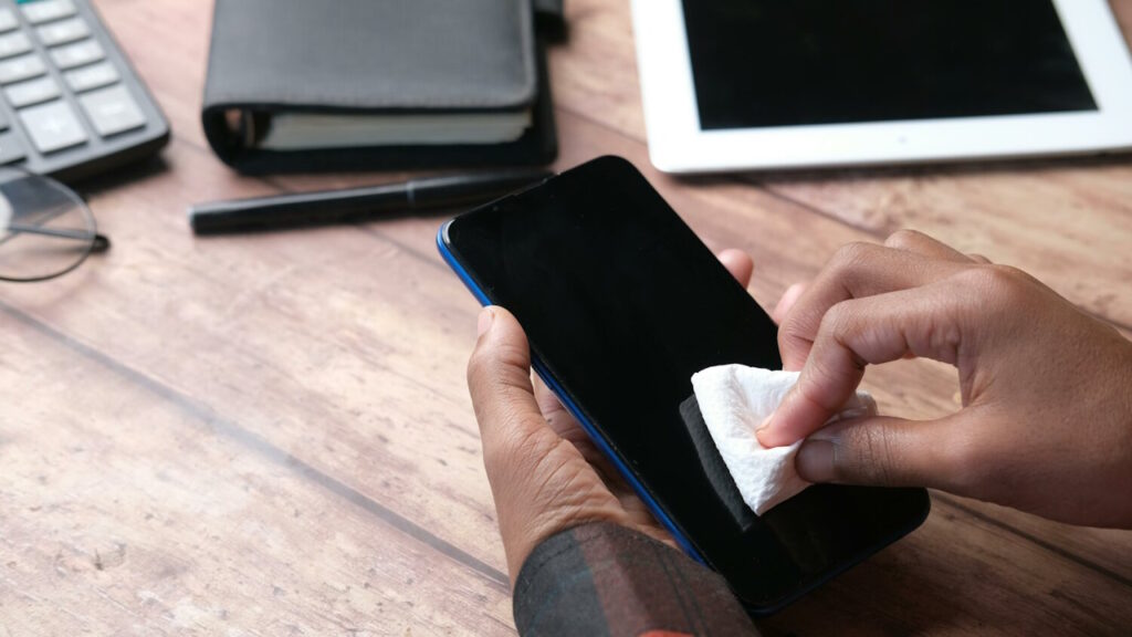 Ne pas nettoyer son téléphone