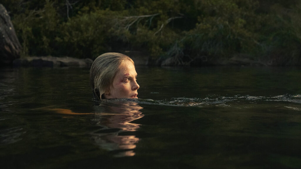 Apex : ce nouveau thriller d’action Netflix séduit déjà la critique