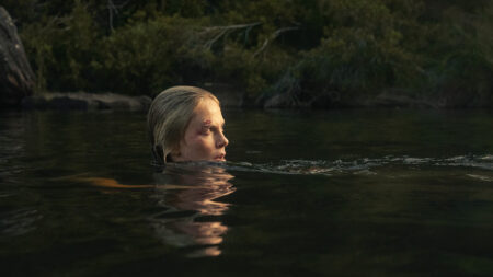 Apex : ce nouveau thriller survival de Netflix séduit déjà la critique Apex : ce nouveau thriller d’action Netflix séduit déjà la critique