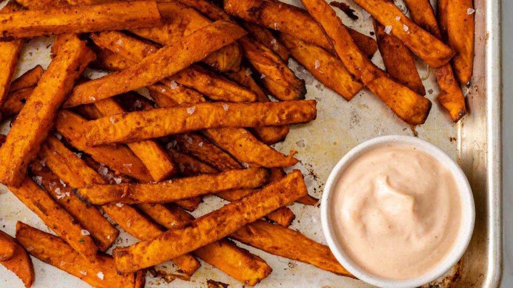 Frites de patate douce au four