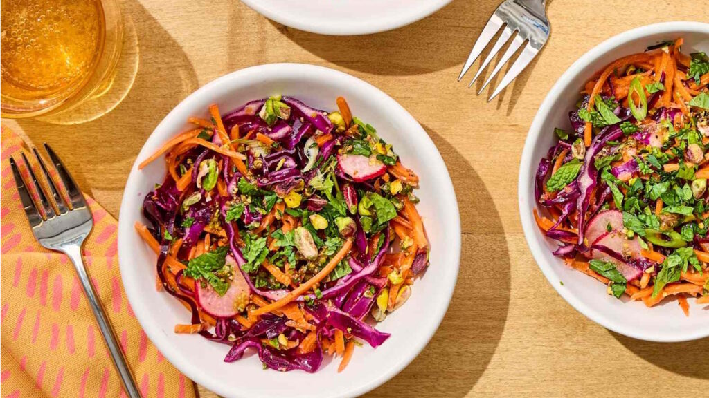 Salade croquante de chou rouge et carottes