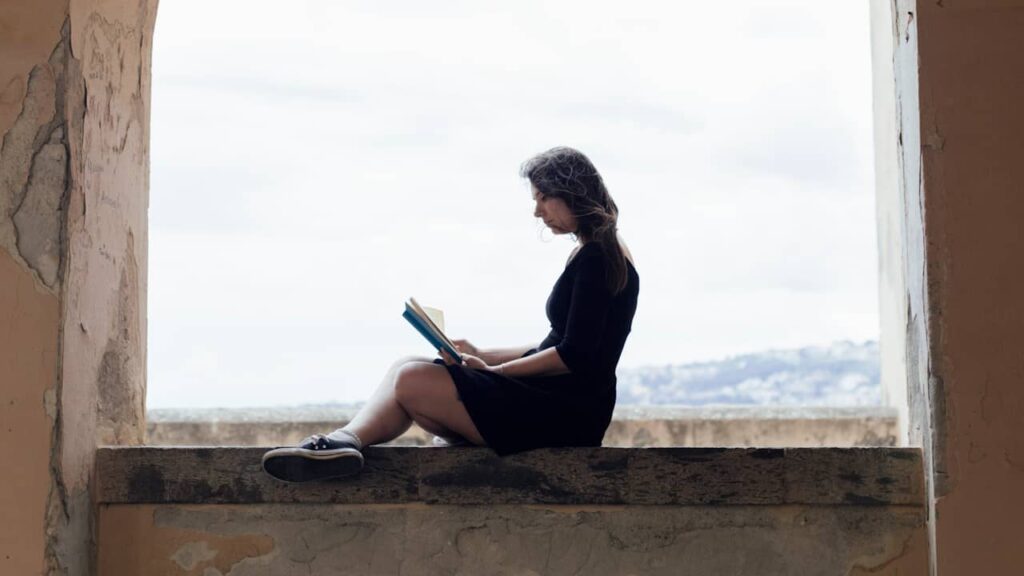 femme seule lecture