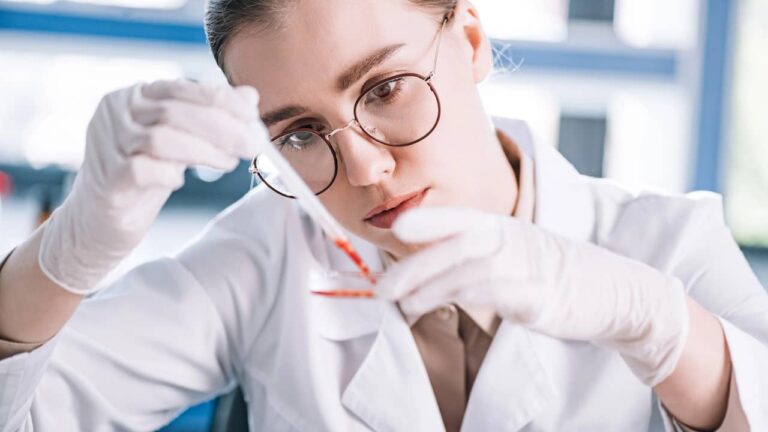 Après plusieurs décès sur un navire, l’hantavirus inquiète : faut-il paniquer ? scientifique virus